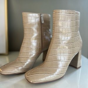 Tan Croc Boots